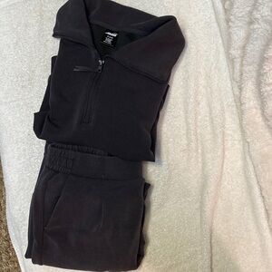 Avia Black/Smoke Gray Activewear Lounge Set /Top